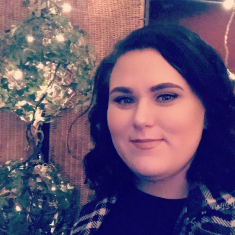 Meet your Posher, Stacy